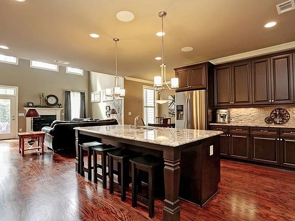 4th image of 55 Nesbit Reserve Ct
