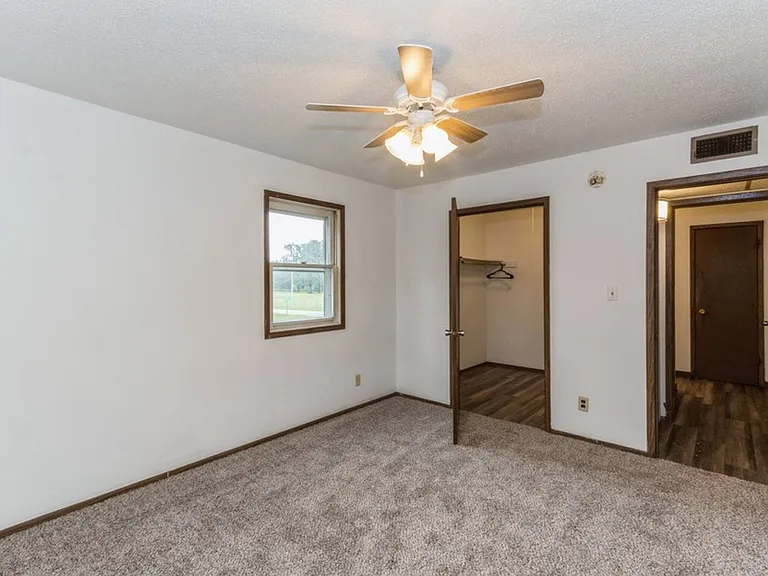 307 N Corn Street — Photo 19