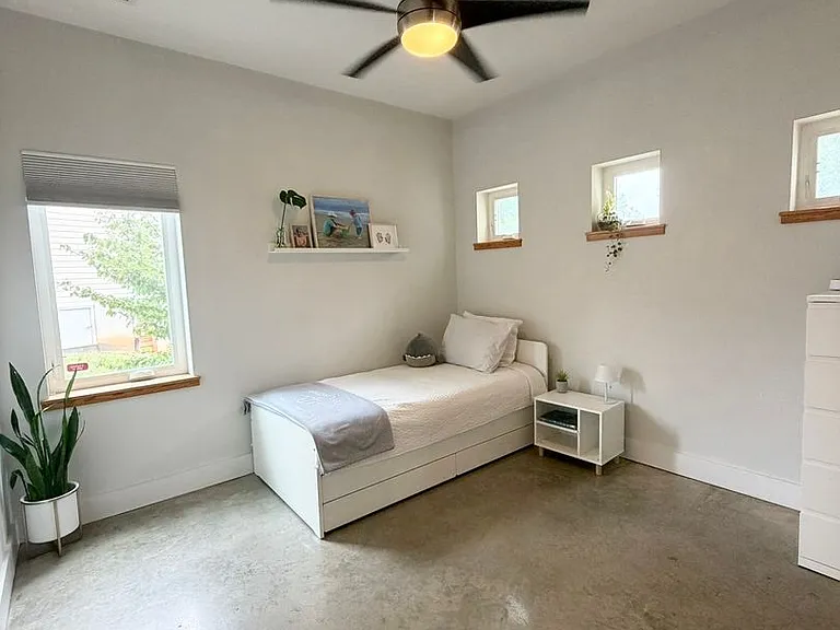 409 Evans Dr — Photo 5