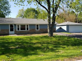 1217 Simms St, Aurora, IL 60505