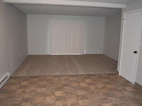 5th image of 18212 1st Avenue Ct S APT 8
