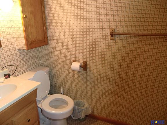 3rd image of 7321 Holdrege St