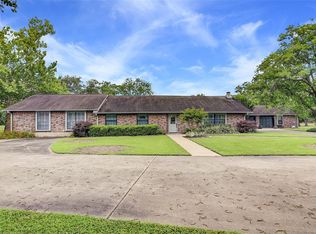 801 Herrington Rd, Alvin, TX 77511
