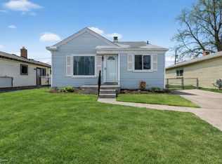 19795 Macel St, Roseville, MI 48066