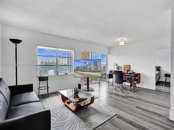 5th image of 200 Diplomat Pkwy APT 432