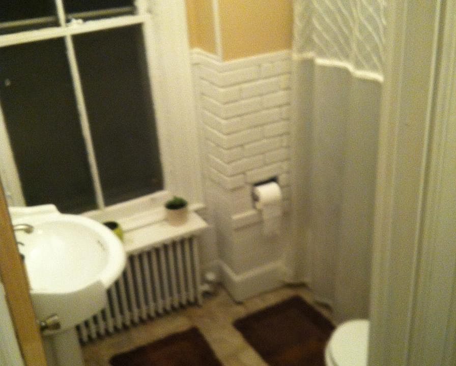 2nd image of 2220 12th St #1
