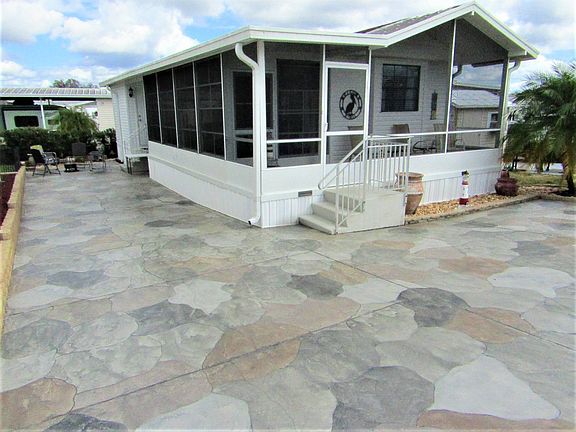 3rd image of 382 Eagle Dr