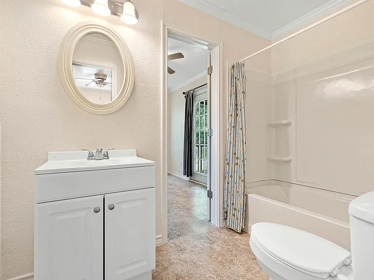 6717 Carver Ave — Photo 8
