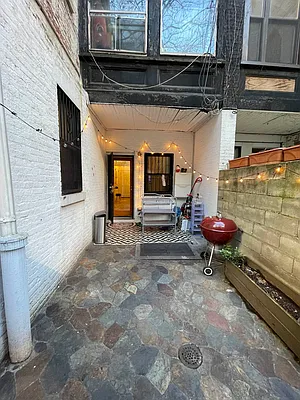 Rented by Oxford Property Group | media 13