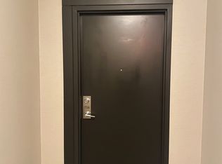 66 Forest Manor Rd #1706, Toronto, ON M2J 0B7