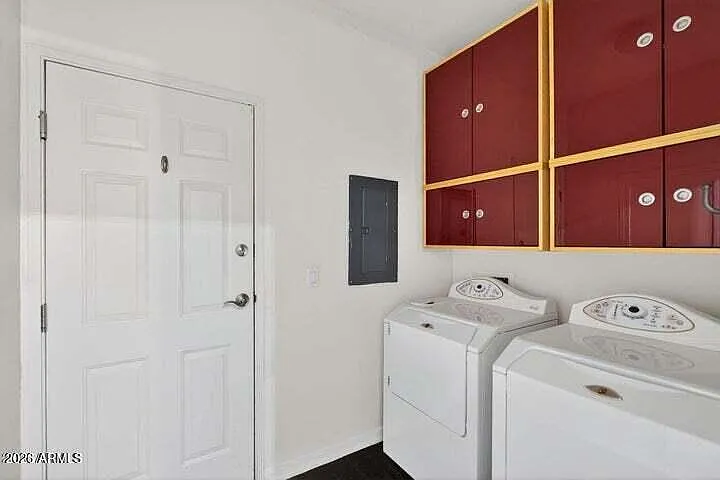 706 E Washington St #124 — Photo 33