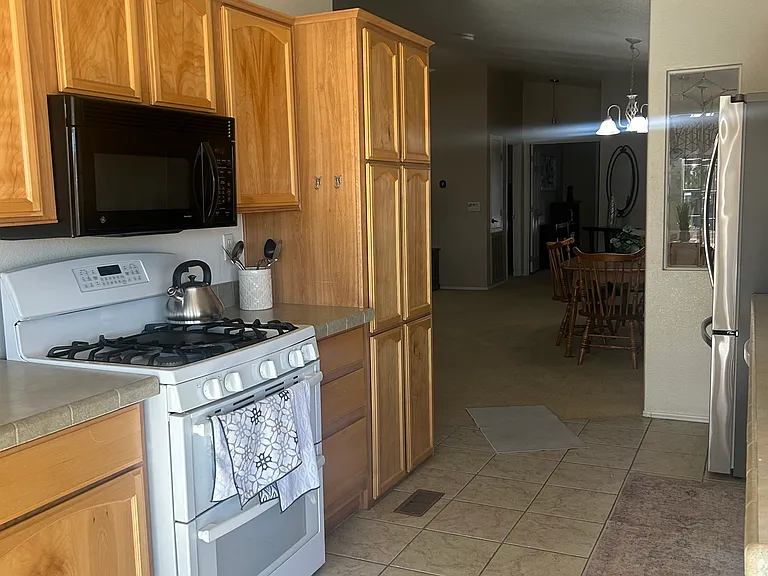 7860 E Benson Hwy — Photo 7