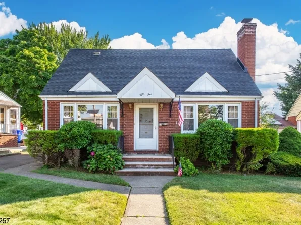 55 Tracy Ave, Totowa Boro, NJ 07512
