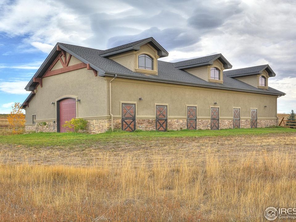 2nd image of 5680 Saint Vrain Rd