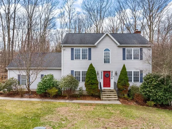 12 Wicklow Turn, Ledyard, CT 06339