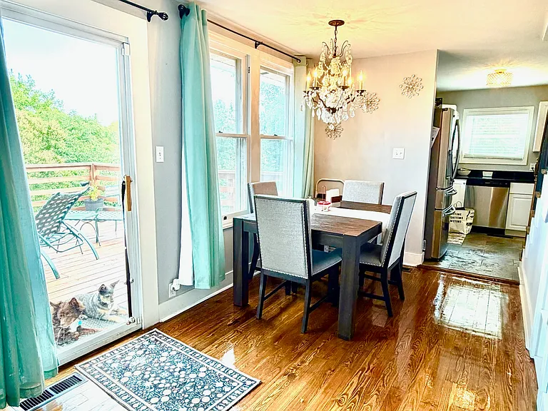 258 E Moody Ave — Photo 34