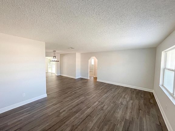 3rd image of 1930 NE 23rd Terrace