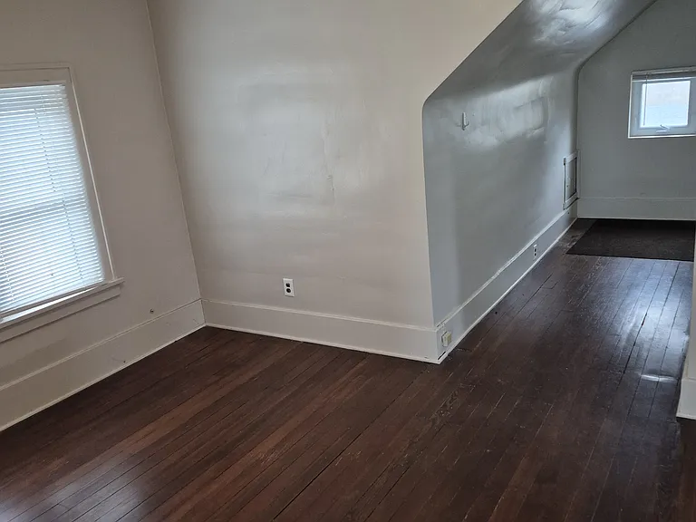 359 S Wagner Rd — Photo 6
