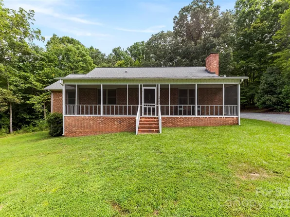 1765 Burnette St, Lancaster, SC 29720