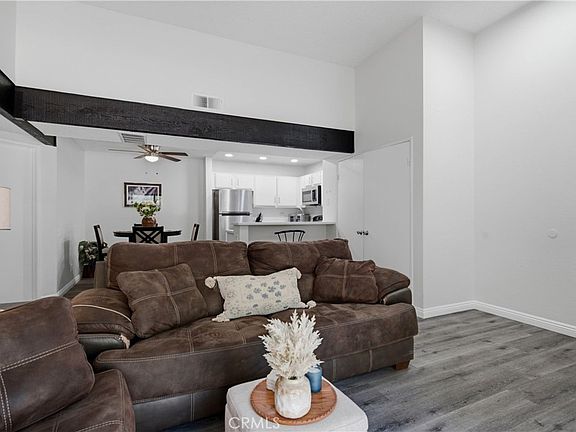 3rd image of 1500 W Edgehill Rd APT 20