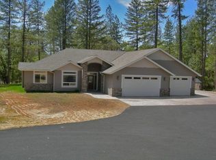 110 Columbia Crst, Grants Pass, OR 97526