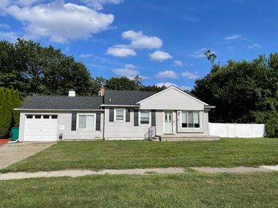 22420 Lilac St, Farmington, MI, 48336