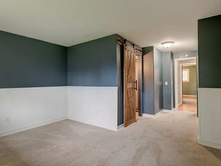 1056 SW 4th Ave — Photo 12