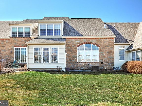 4th image of 1131 Turnberry Ln