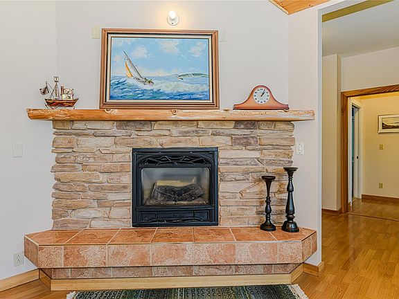 5th image of 207 Welbury Dr