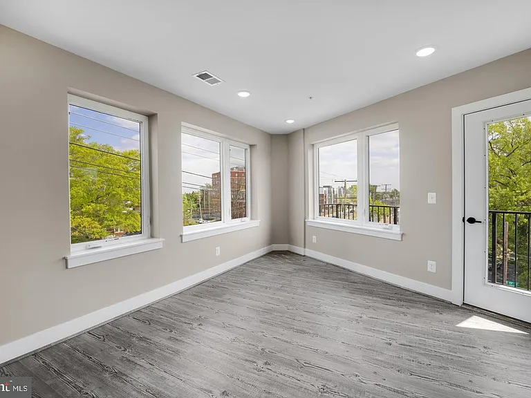 1617 Rhode Island Ave NE #402 — Photo 8