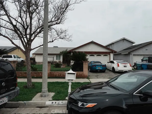 9595 Manitoba Pl, Riverside, CA 92503