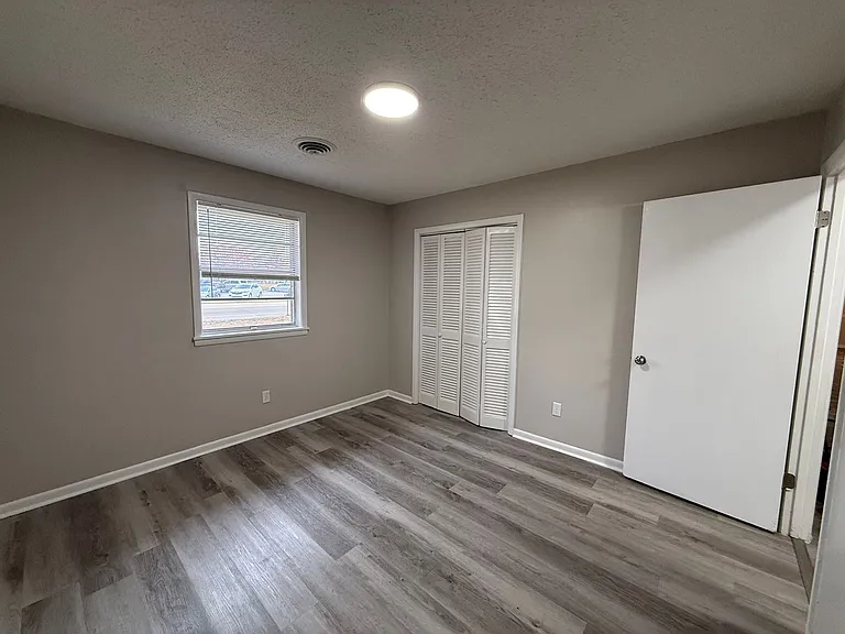 451 S Thomas St — Photo 12