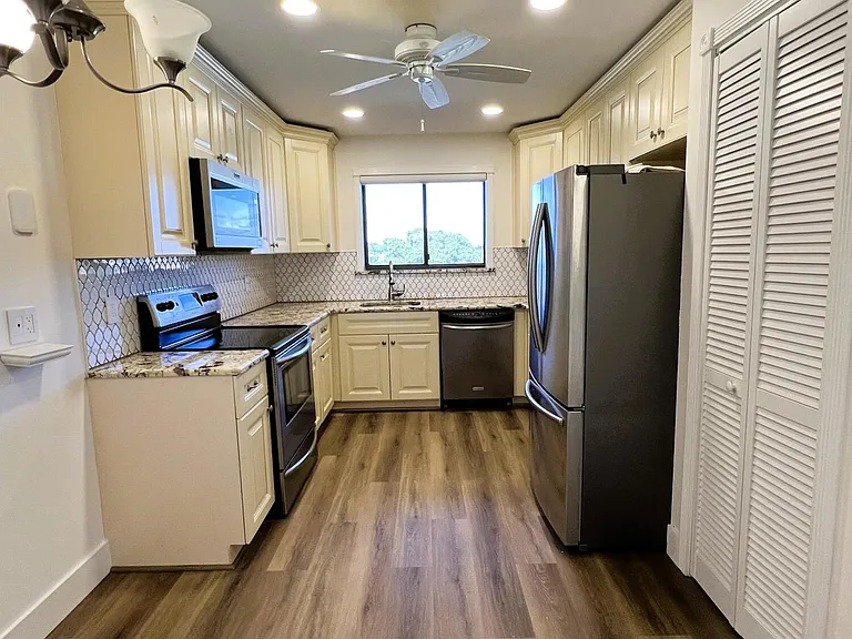7770 Tahiti Ln #504 — Photo 7