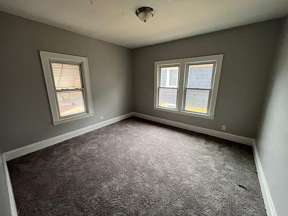 4th image of 3409 E 142nd St #1