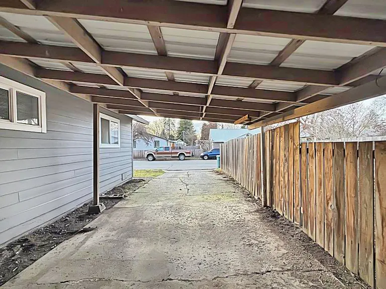 607 W Davidson Ave — Photo 11