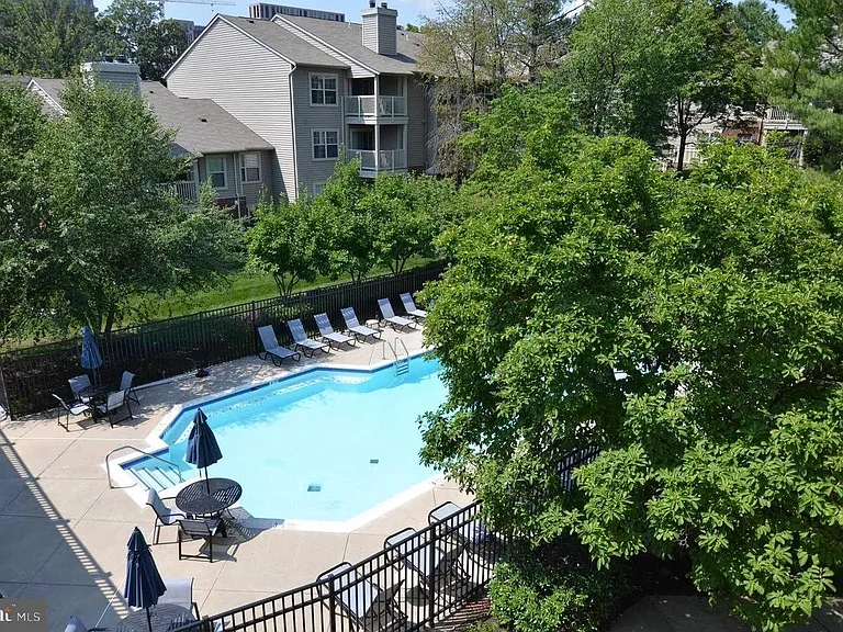 1710 Abercromby Ct #K — Photo 25