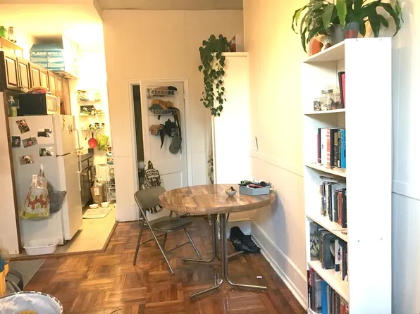 1821 Spring Garden St APT 1F, Philadelphia, PA 19130