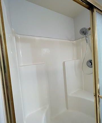 5th image of 134 N Everett St APT 4