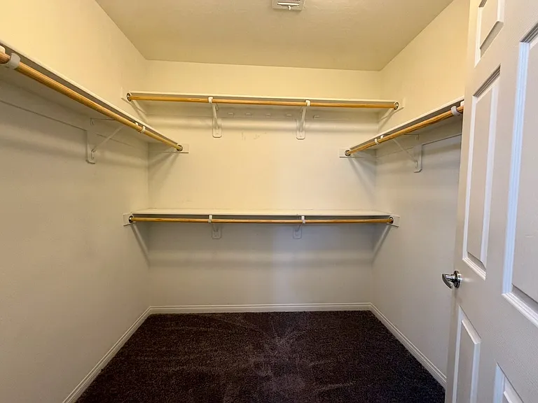 5844 Middle Rock St — Photo 24
