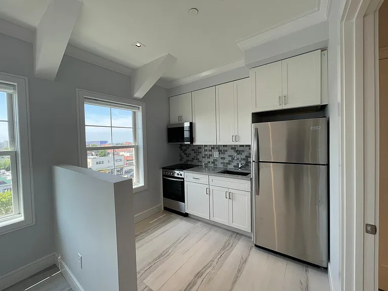 251 E Park Ave #B — Photo 4