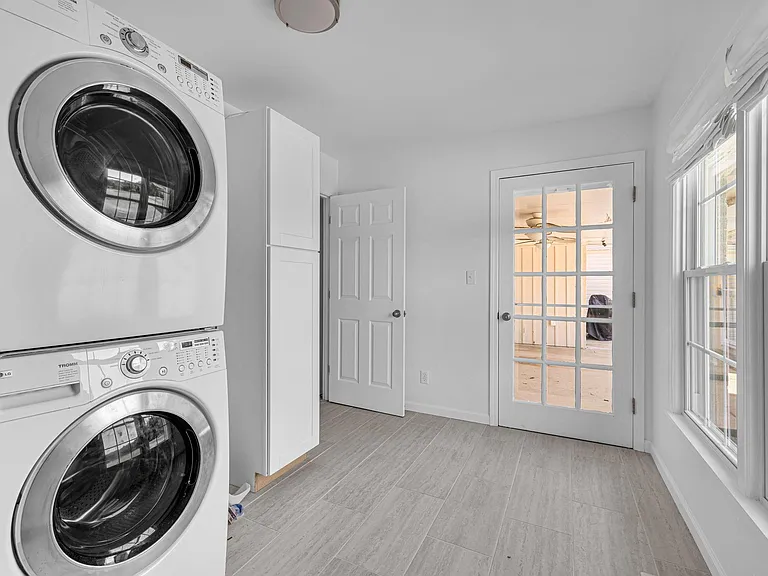 4861 Bethesda Rd — Photo 33