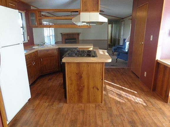 3rd image of 318 S Jenna Ave