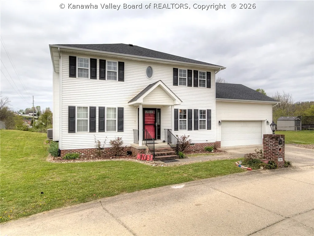 301 Lower Overlook Dr photo 1