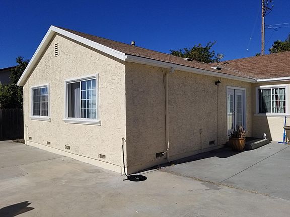 4th image of 1655 Lucretia Ave