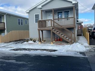 33 Ford St, Providence, RI 02907