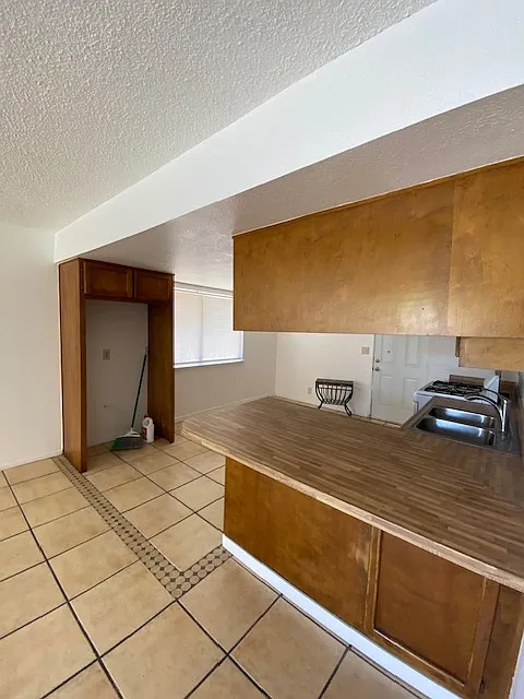2 bed, 850 sqft, $1,150 — Photo 4