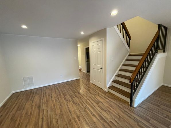 199 Monroe Ct