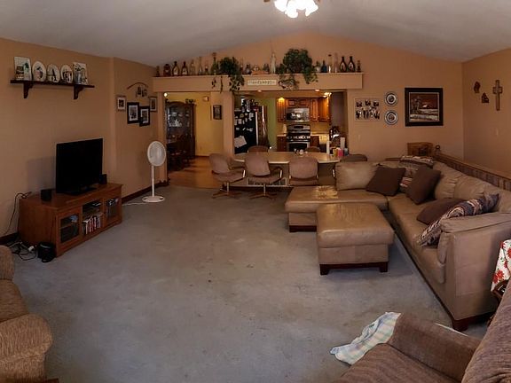 4th image of 28207 Buena Vista Dr
