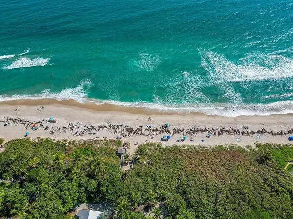 7 Belair Dr, Boynton Beach, FL 33435