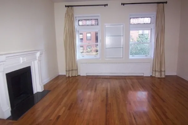 Rented by Fox Residential Group | media 10